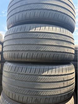 (4) 255/40R21 SET OF USED TIRES MICHELIN 65% LIFE !!