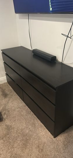 Three Pc Bedroom Set Very Nice Non Smoking