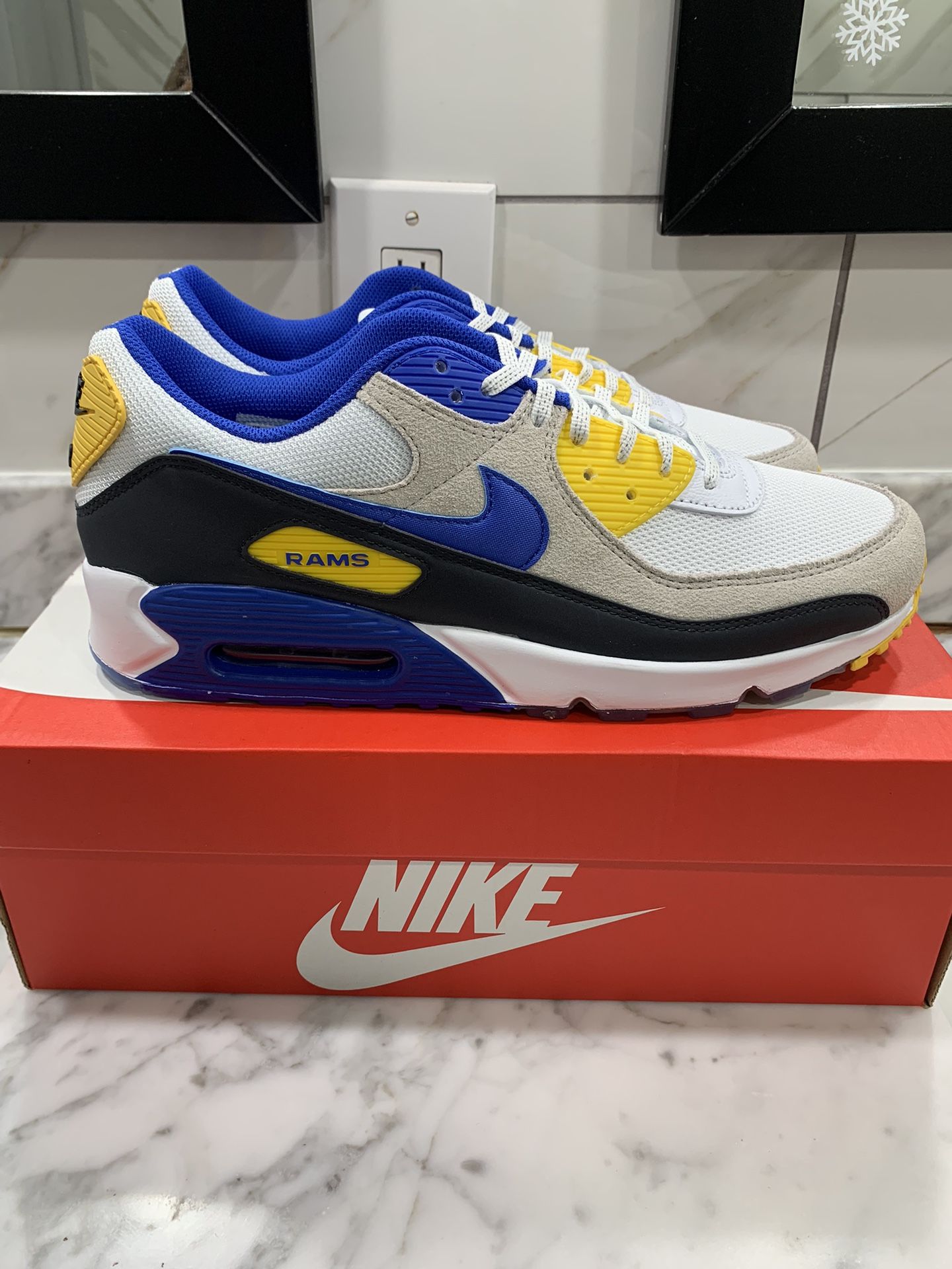 Los Angeles Rams Air Max 90 Size 12