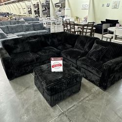Black Or Gray Sectional ! SALE! $499! Payment Plans Are Available!! 