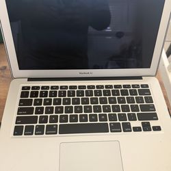 Apple Laptop