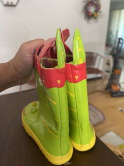 Melissa Doug Kid Alligator Rain boots Size 10 11 Please Check More Pictures ask 5 Firm Price for Sale in Oak Lawn IL OfferUp