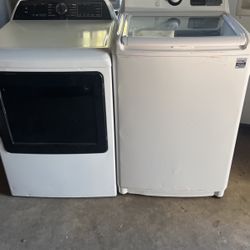 Washer And Dryer Electric In Excellent Condition