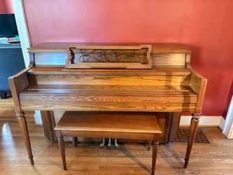 Everett Upright Console Piano with Bench