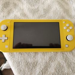Nintendo Switch Lite Yellow Color 