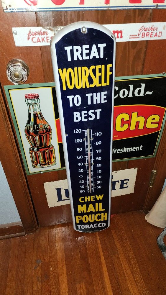 1930s/1940s Working Mail Pouch Chewing Tobacco Porcelain Thermometer Sign