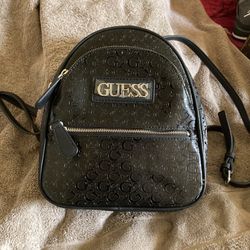 Authentic GUESS Purse for Sale in Greer, SC - OfferUp