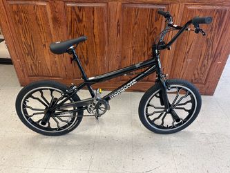 Mongoose 20” BMX bike