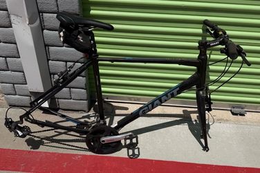 Giant Escape 3 Hybrid Frame (medium)