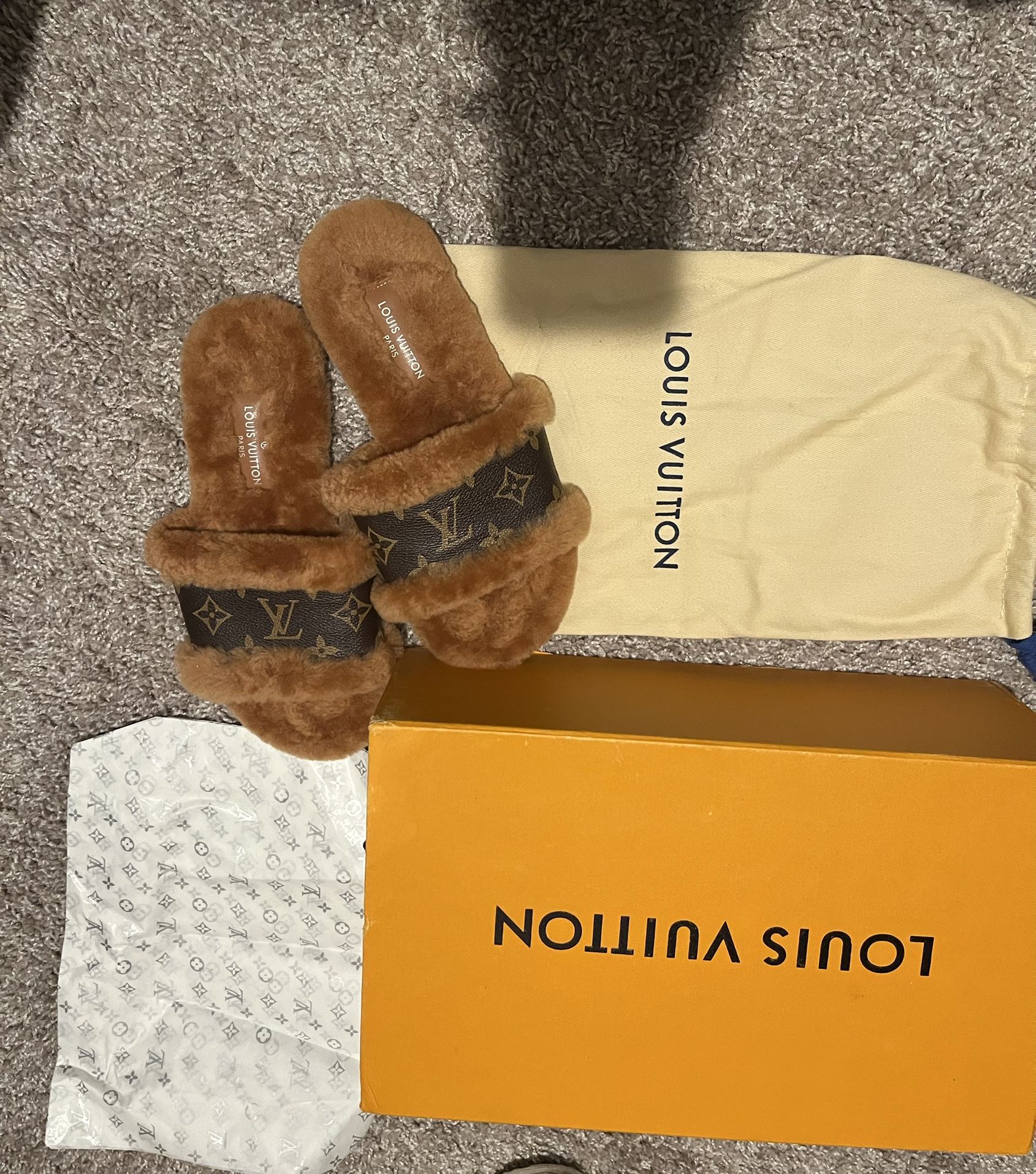 🟤Lock It Flat mile Size 36 (US 6)