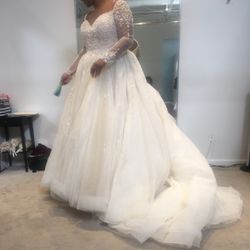Brand New Wedding Dress