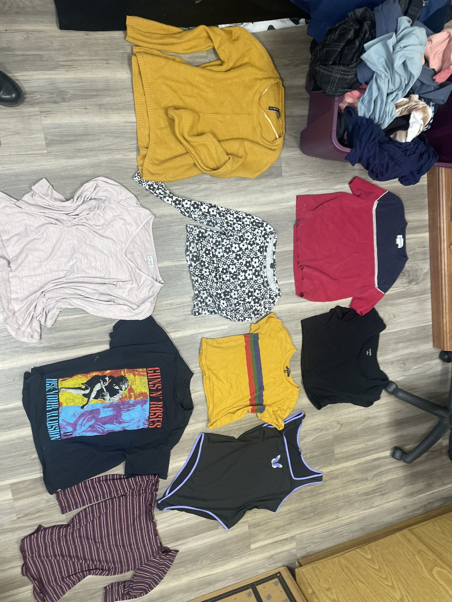 Clothes for sale 