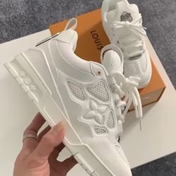 LOUIS VUITTON TRAINER