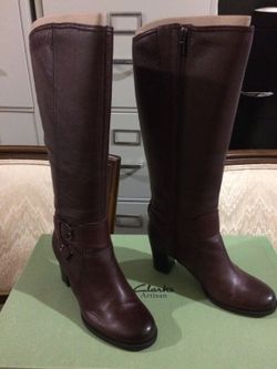 Clarks burgundy boots