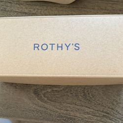 L@@k ROTHY’S Ladies Size 7.5
