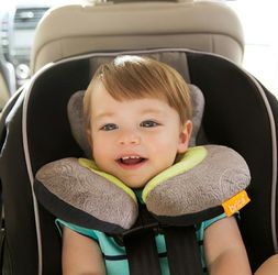 Munchkin brica baby head and neck support