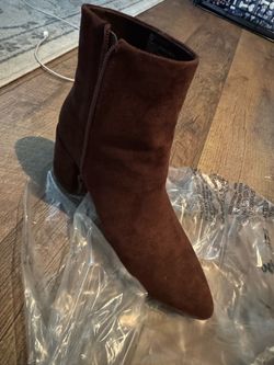 Madden girl boots, size 7