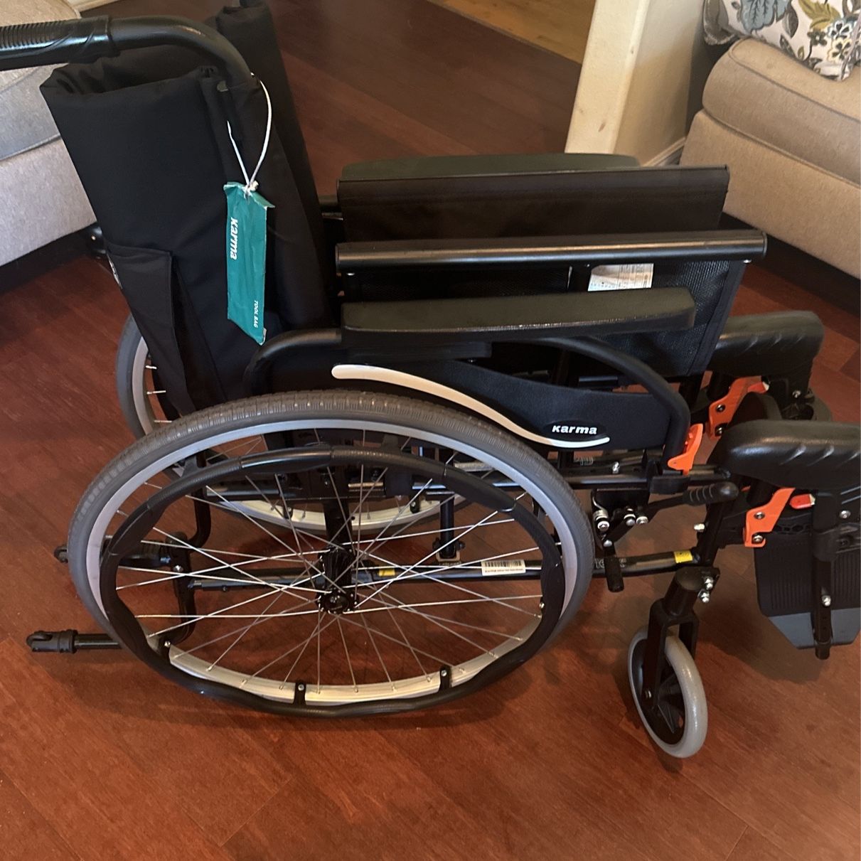 Karma Flexx Folding Wheelchair 