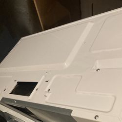 White Ge Appliance Over The Range Oven/microwave 