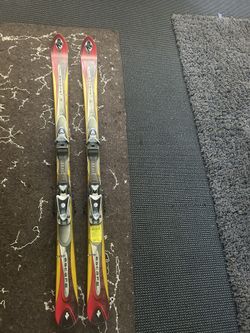 K2 Escape Skiis