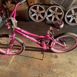 Girls bike
