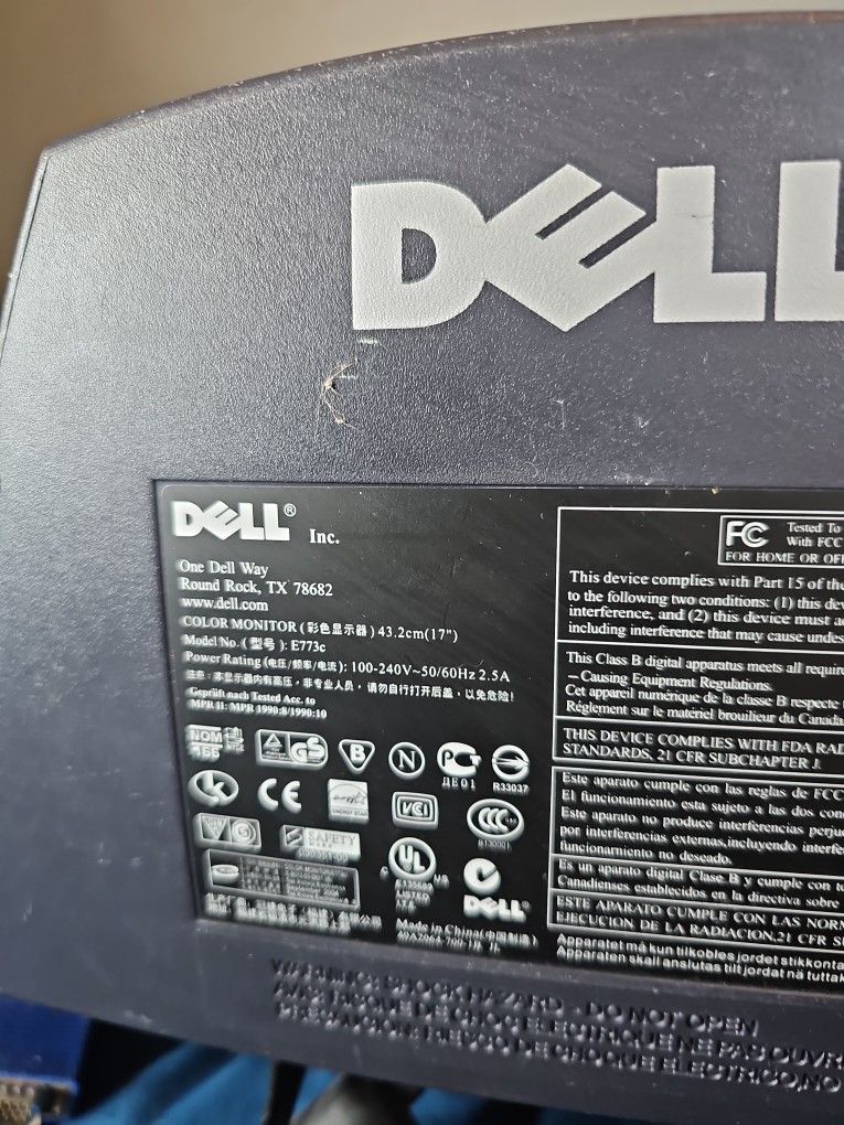 Dell TX 78682 Crt Monitor 15 Inches