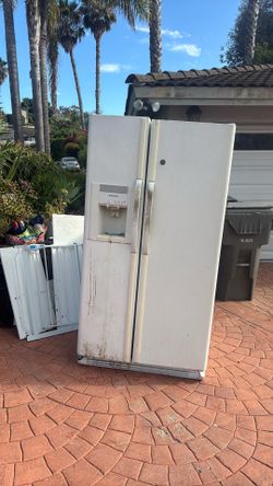FREE FRIDGE