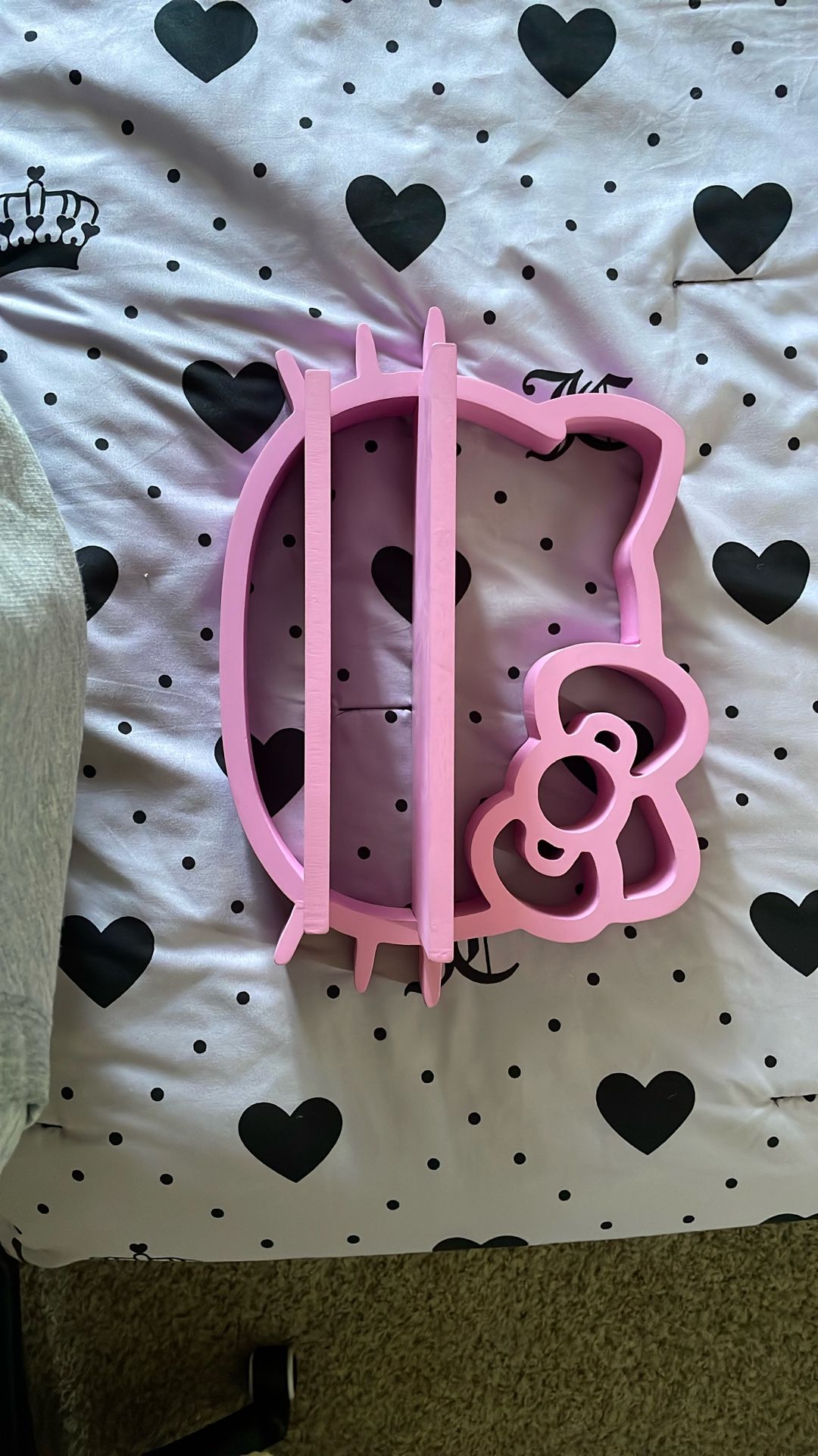 Hello Kitty Shelf!