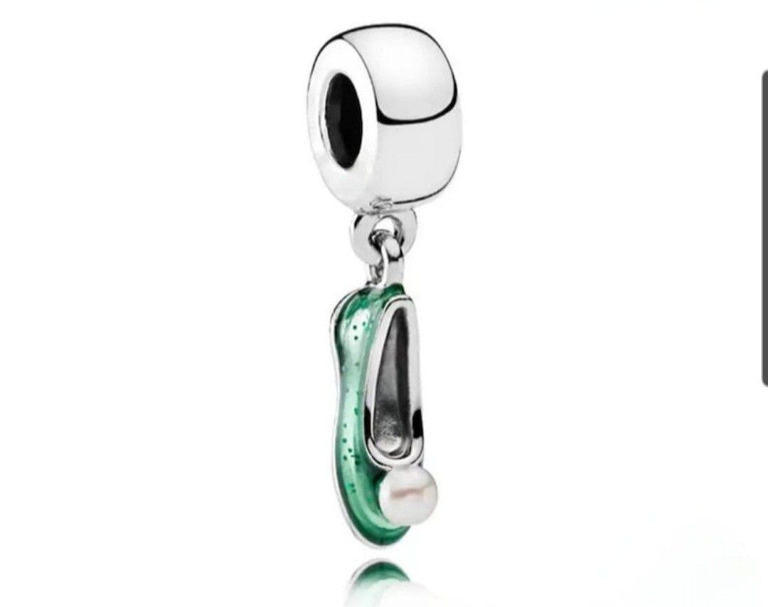 NEW Tinkerbell Shoe Dangle Charm. From a clean and smoke-free household. Bundle to save on shipping costs! Shipping or Pick up Only at 23rd Street