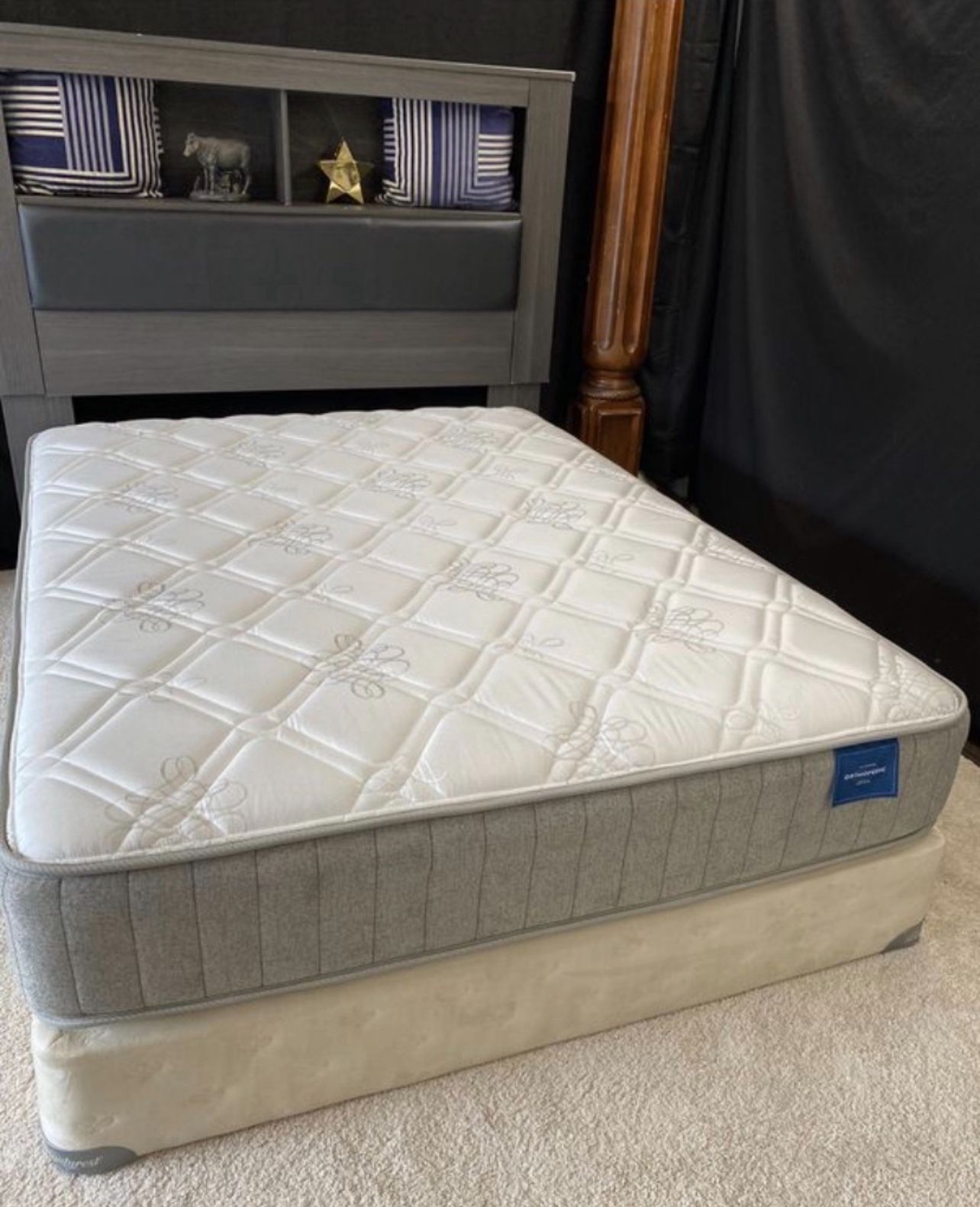 Double Sided 🌟💙KING 🌟💙MATTRESS 🌟💙AND BOX SPRING 