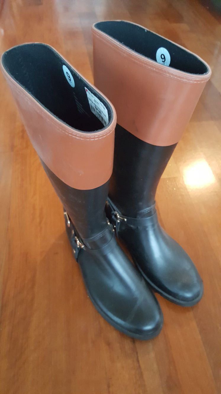 London Fog women rain boots $15 size 9