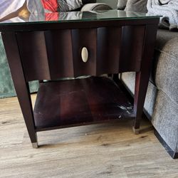 Coffee Table W/ Drawer