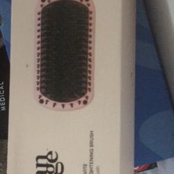 Straightening Brush 