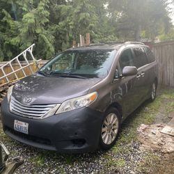 2011 Toyota Sienna