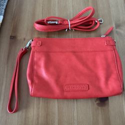 Women's crossbody bag from the Liz Claiborne 5