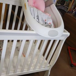 Children's portable crib $89 pop up bathtub $39