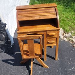 Vintage Child Rolltop Desk And Chair