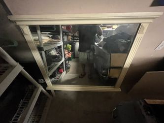 Dresser mirror
