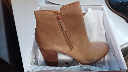 brand new Aldo women's boot size 11