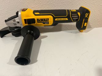 Dewalt XR grinder ( tool only ) no pila