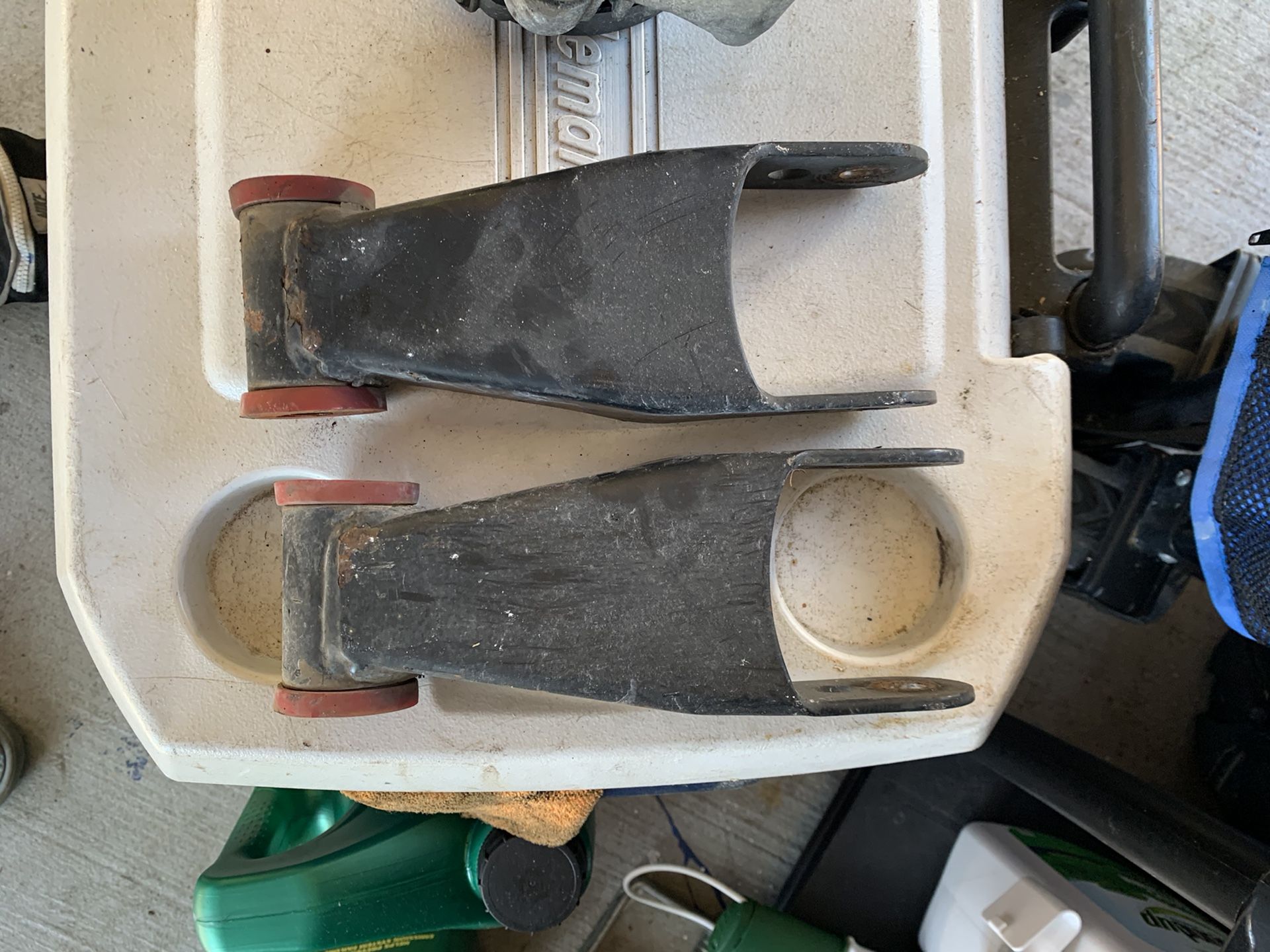 00-06 chevy silverado rear lowering shackles