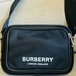 Burberry Men’s Sonny Belt Bag
