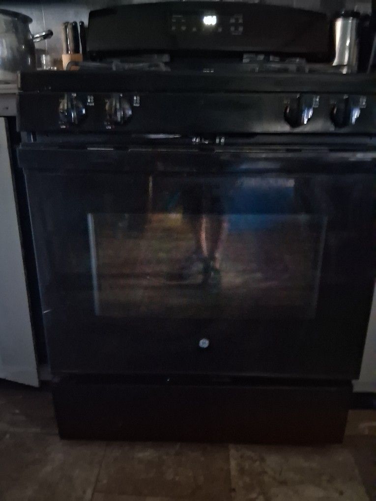 G&E Gas Stove
