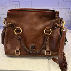 Dooney  & Bourke Florentine Leather Satchel In Chestnut 
