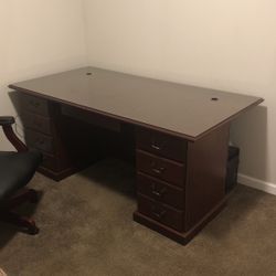 Executive Desk With Glass Top And Executive Chair