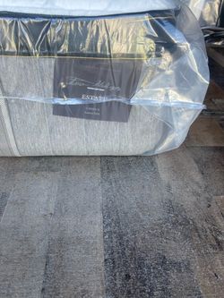 Queen size bed frame and mattress