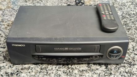 Daewoo DVK-47N VCR VHS Player Recorder w/ Remote – 4 Head Hi-Speed Rewind