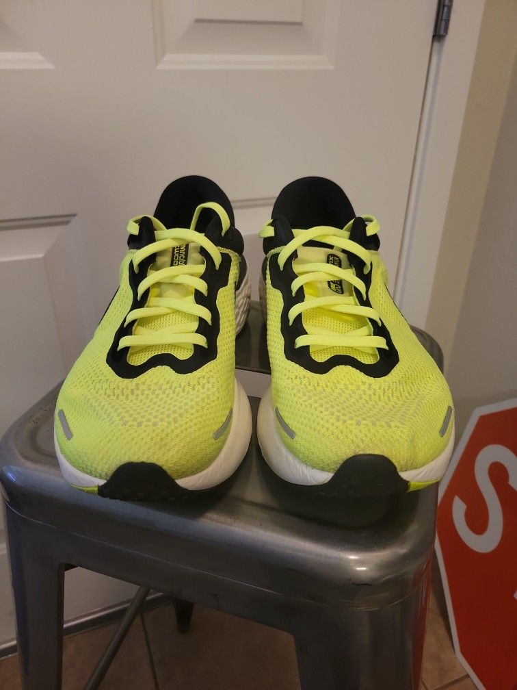 Nike Invincible 2 Men's Running Shoes