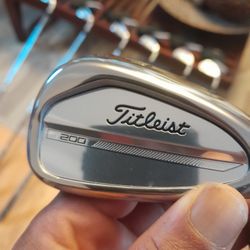 Tiltiest T200 Iron Set