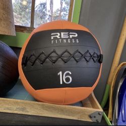 REP Fitness Soft Medicine Ball 16